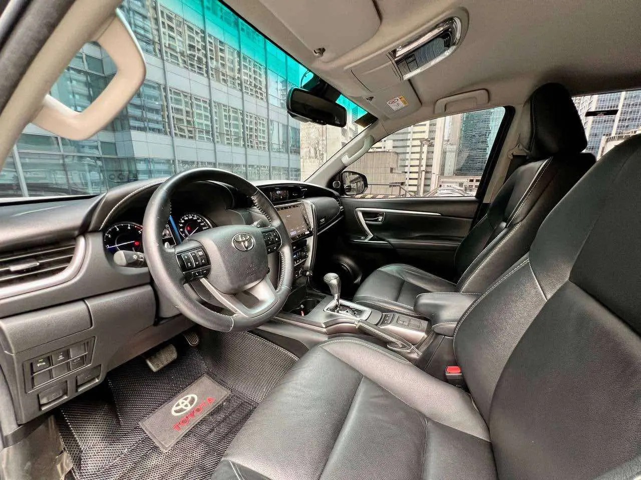 Used 1
                    TOYOTA
                     for Sale Image