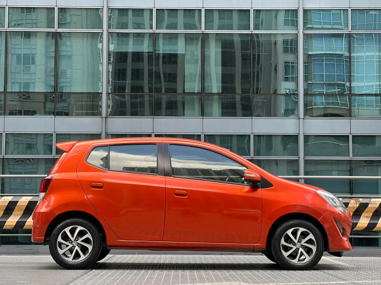 Used 1
                    TOYOTA
                     for Sale Image